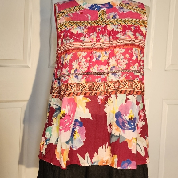 Vineet Bahl Blouse - Picture 4 of 10